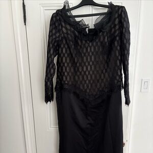 Rose Taft Black Lace Long Sleeve Dress